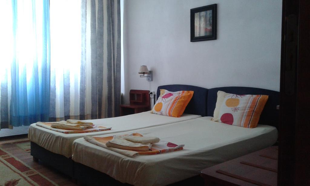 Central Sandanski Apartments Szoba fotó
