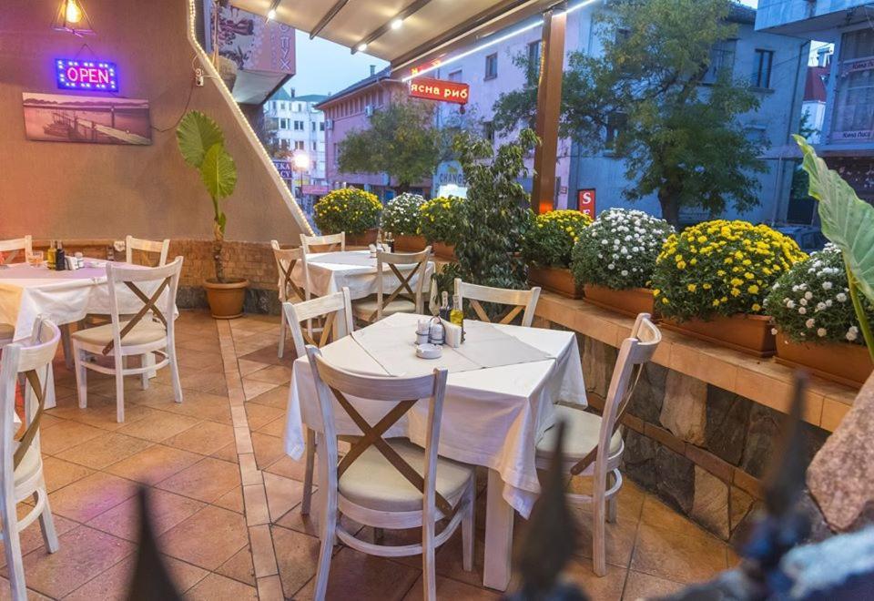 Central Sandanski Apartments Kültér fotó